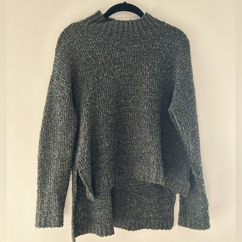 Sun & Shadow Green Mockneck Sweater
